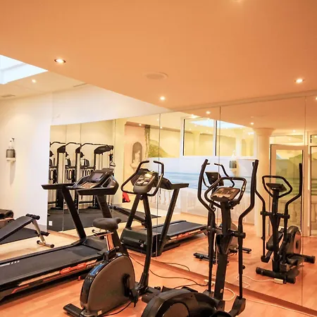 Appartamento Chateau A-1 By Interhome *